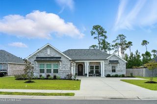 6828 Enclave Lane, Ocean Springs, MS 39564