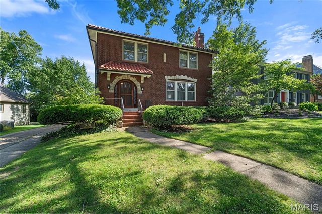 7430 Byron Place, Clayton, MO 63105