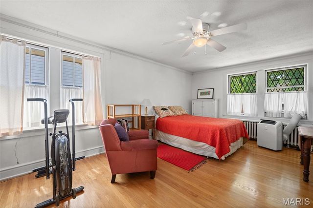 7430 Byron Place, Clayton, MO 63105