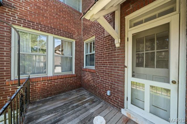 7430 Byron Place, Clayton, MO 63105