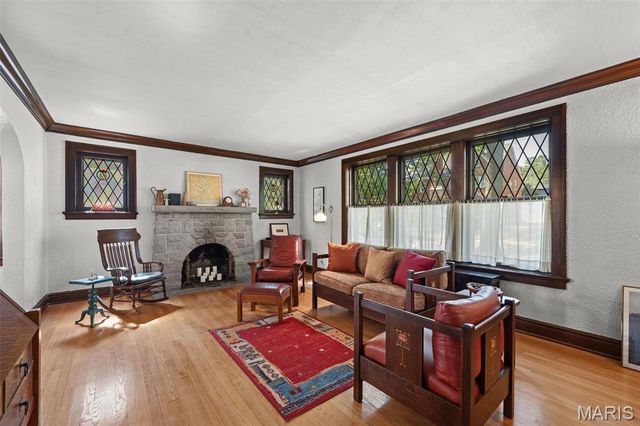 7430 Byron Place, Clayton, MO 63105