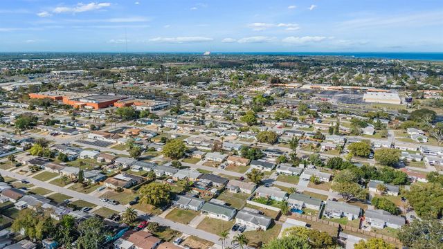 3613 BEDFORD STREET, New Port Richey, FL 34652