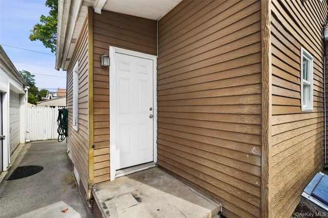 352 Willett Avenue 1, Port Chester, NY 10573