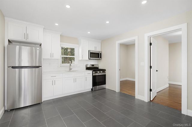 352 Willett Avenue 1, Port Chester, NY 10573
