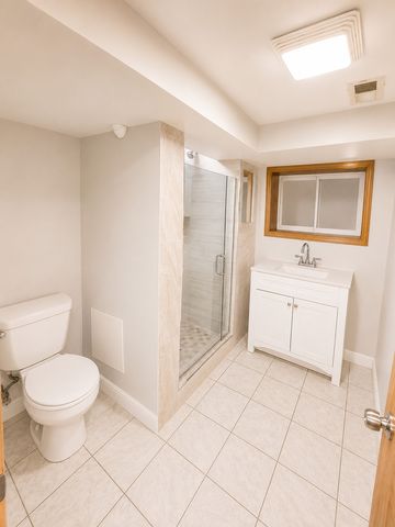 5433 W MELROSE Street, Chicago, IL 60641