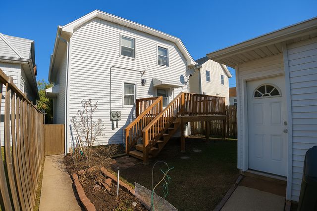 5433 W MELROSE Street, Chicago, IL 60641