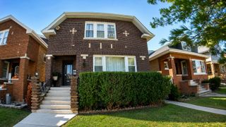 5433 W MELROSE Street, Chicago, IL 60641