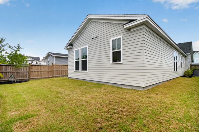 163 Clearblue Loop, Summerville, SC 29486