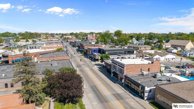 8202 Miami Street, Omaha, NE 68134