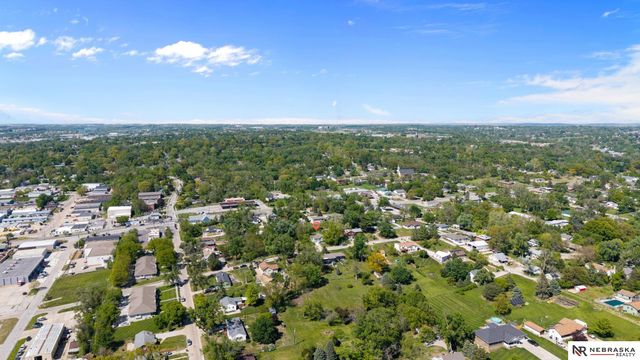 8202 Miami Street, Omaha, NE 68134