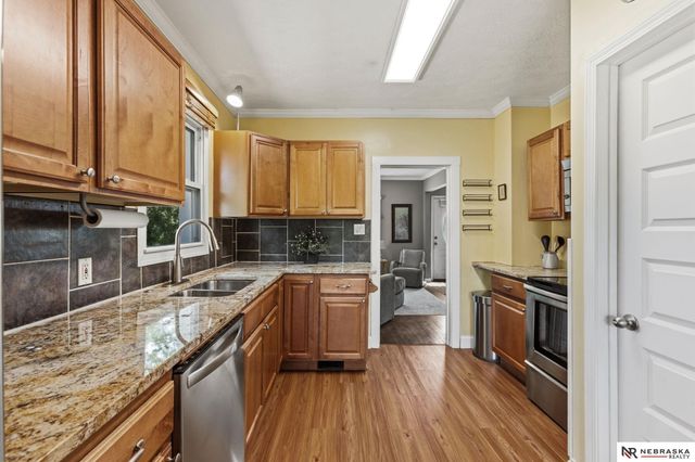 8202 Miami Street, Omaha, NE 68134