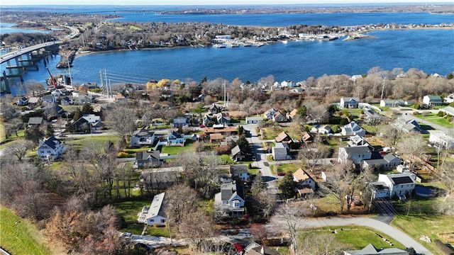 50 Steven Street, Tiverton, RI 02878