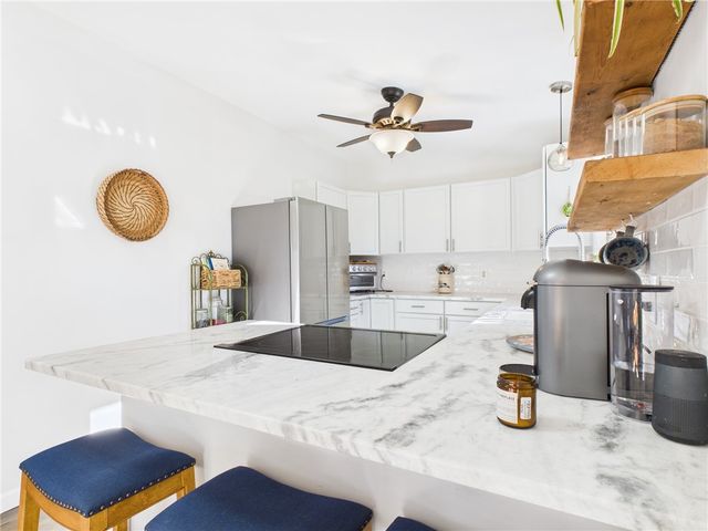 50 Steven Street, Tiverton, RI 02878