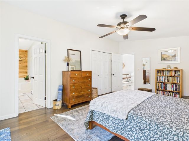 50 Steven Street, Tiverton, RI 02878