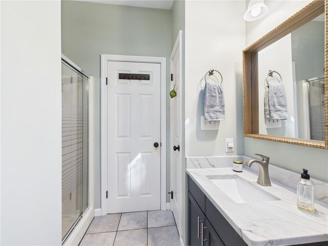 50 Steven Street, Tiverton, RI 02878