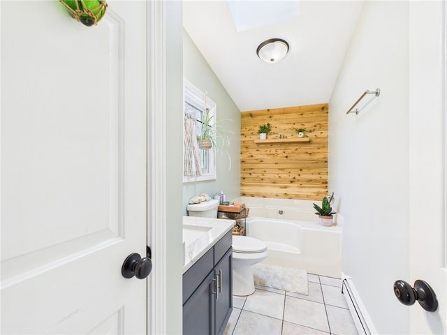 50 Steven Street, Tiverton, RI 02878