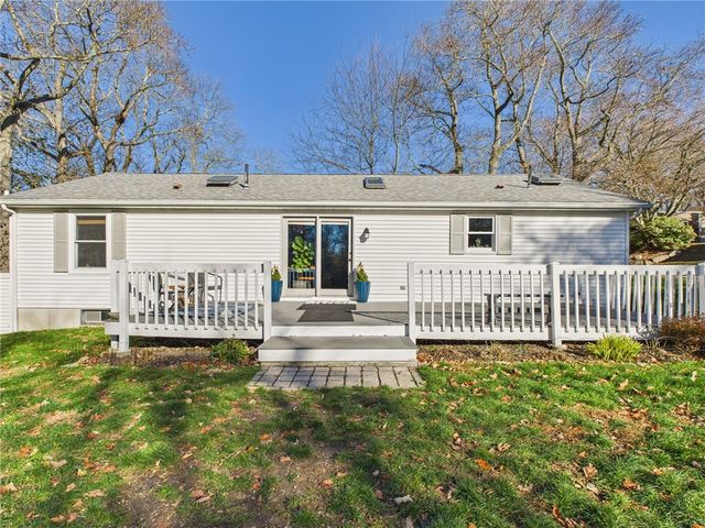 50 Steven Street, Tiverton, RI 02878