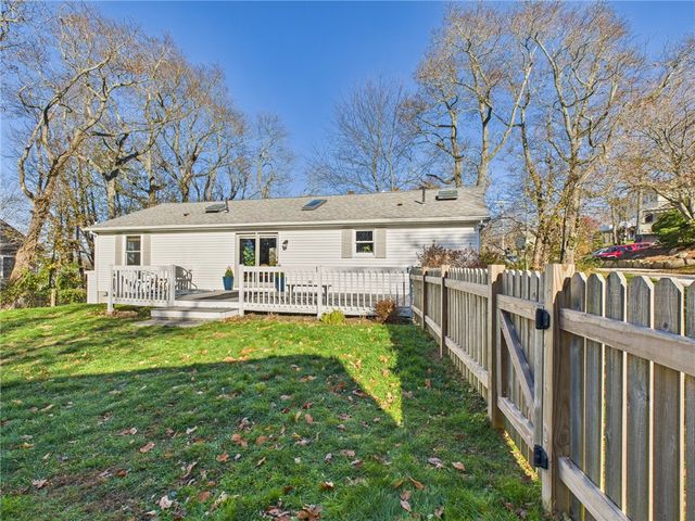 50 Steven Street, Tiverton, RI 02878