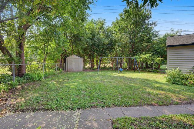 6729 52nd Avenue N, Crystal, MN 55428