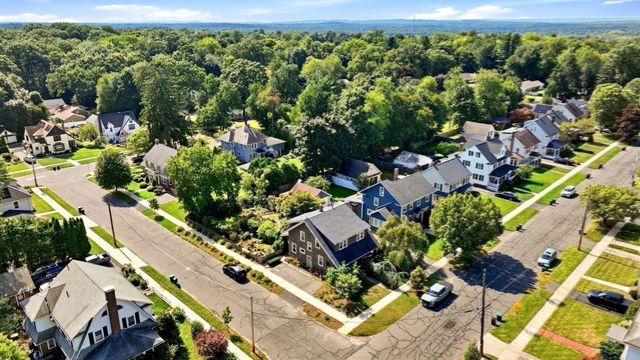 111 Greenacre Avenue, Longmeadow, MA 01106