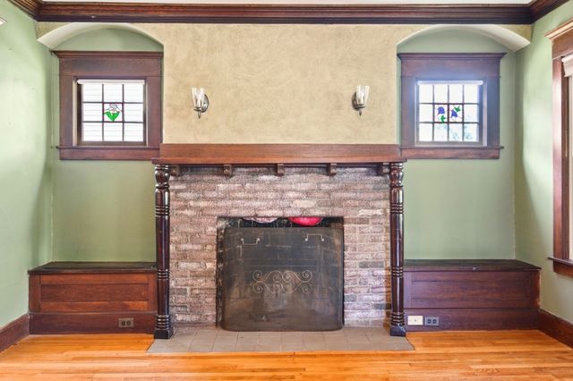 111 Greenacre Avenue, Longmeadow, MA 01106