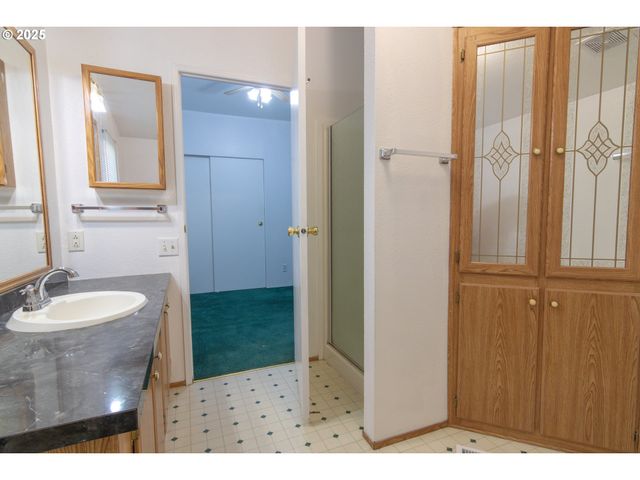 3396 LAKE VANESSA Cir Nw, Salem, OR 97304