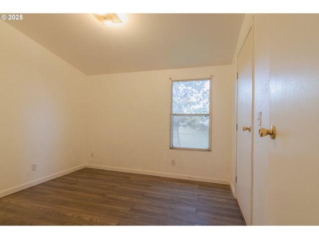 3396 LAKE VANESSA Cir Nw, Salem, OR 97304