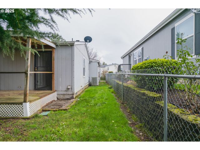 3396 LAKE VANESSA Cir Nw, Salem, OR 97304