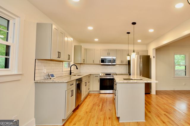 225 Sherwood Drive, Athens, GA 30606