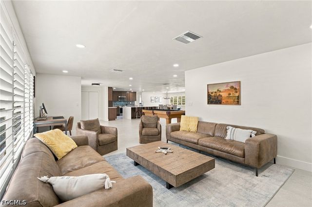 4557 Gulf AVE, North Fort Myers, FL 33903