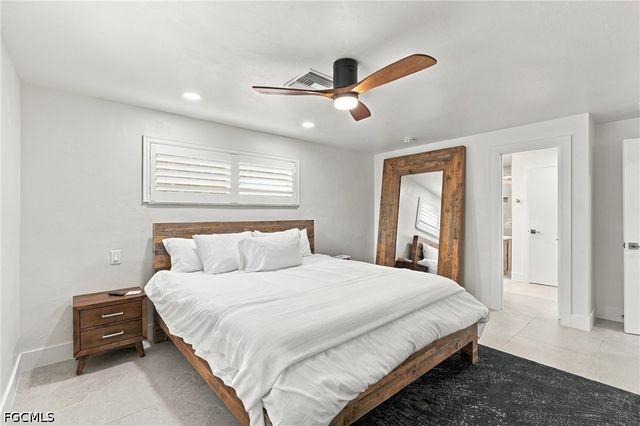 4557 Gulf AVE, North Fort Myers, FL 33903