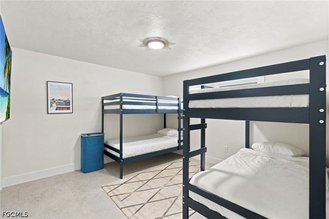 4557 Gulf AVE, North Fort Myers, FL 33903