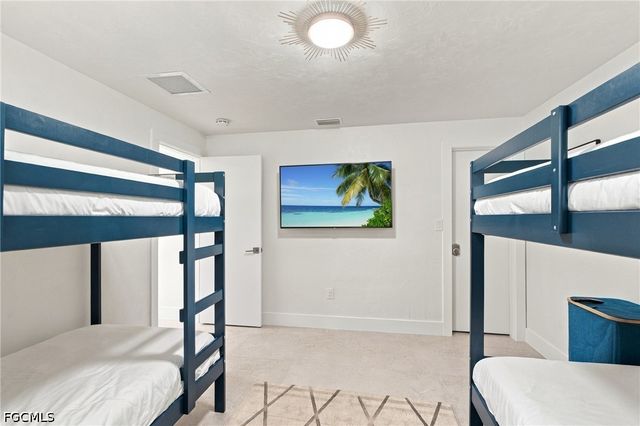 4557 Gulf AVE, North Fort Myers, FL 33903