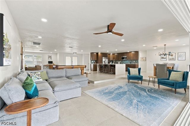 4557 Gulf AVE, North Fort Myers, FL 33903