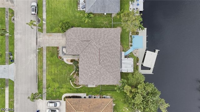 4557 Gulf AVE, North Fort Myers, FL 33903