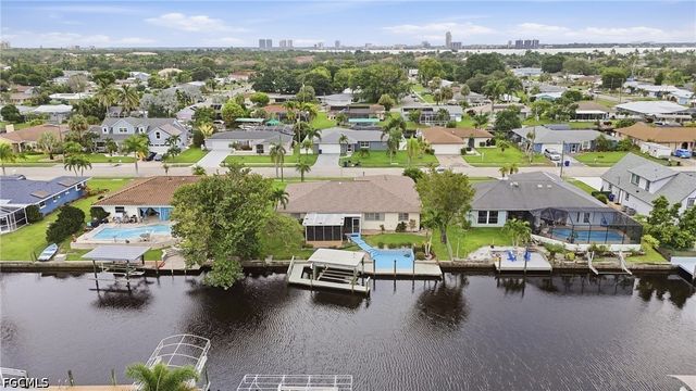 4557 Gulf AVE, North Fort Myers, FL 33903