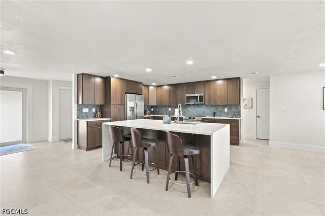 4557 Gulf AVE, North Fort Myers, FL 33903