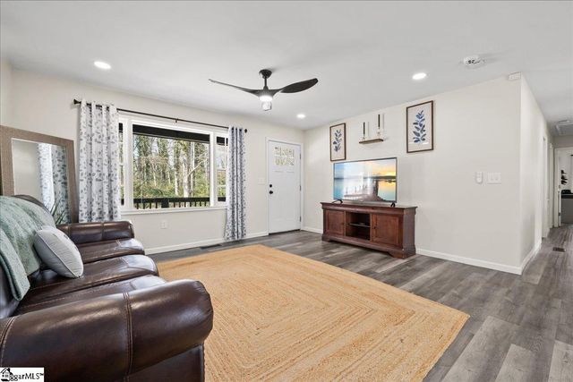 129 Holloway Boulevard, Belton, SC 29627