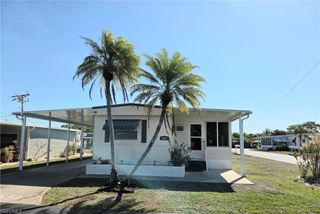 551 Freedom ST, North Fort Myers, FL 33917