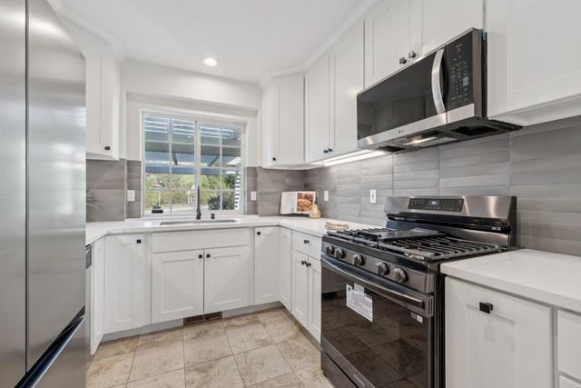 15675 Liberty Street, San Leandro, CA 94578