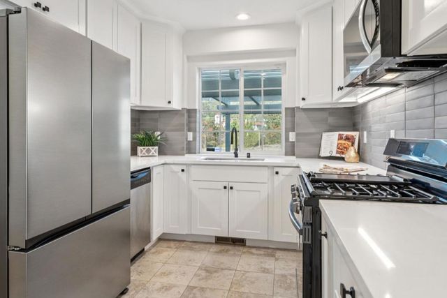 15675 Liberty Street, San Leandro, CA 94578