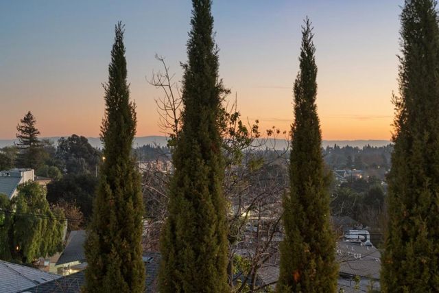 15675 Liberty Street, San Leandro, CA 94578