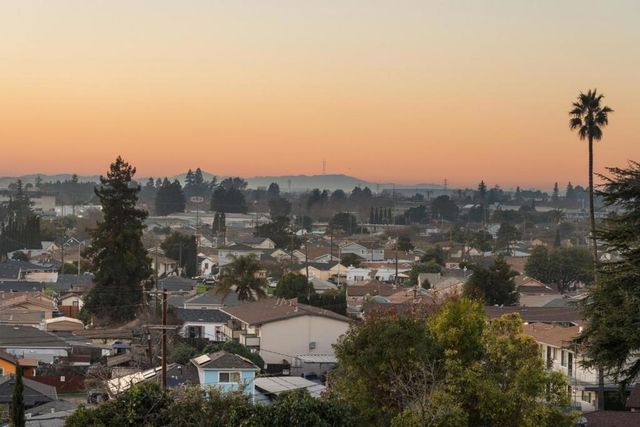 15675 Liberty Street, San Leandro, CA 94578