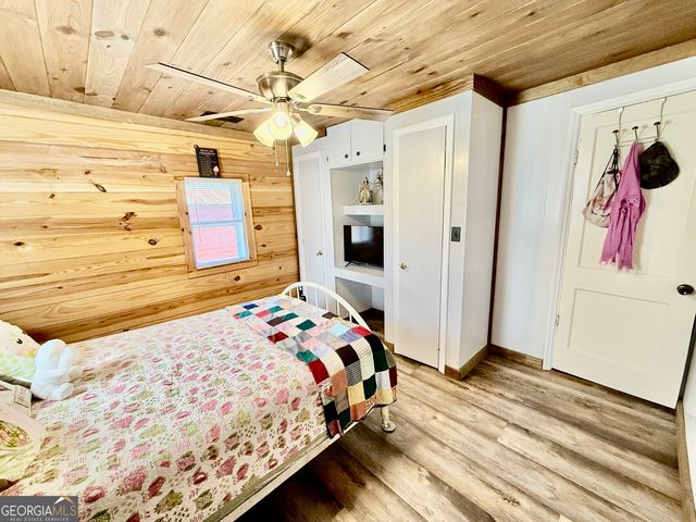 247 Jim Hendrix Lane, Claxton, GA 30417