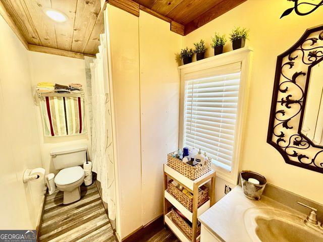 247 Jim Hendrix Lane, Claxton, GA 30417