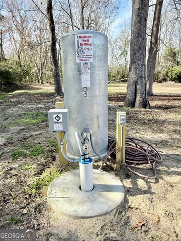 247 Jim Hendrix Lane, Claxton, GA 30417