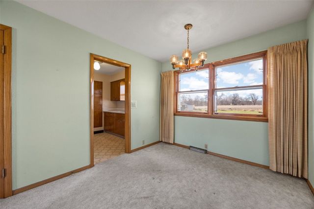 1010 Eastern Drive, Cedar Rapids, IA 52403