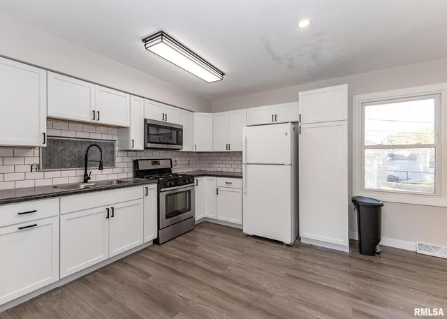 1430 4TH Street, Camanche, IA 52730