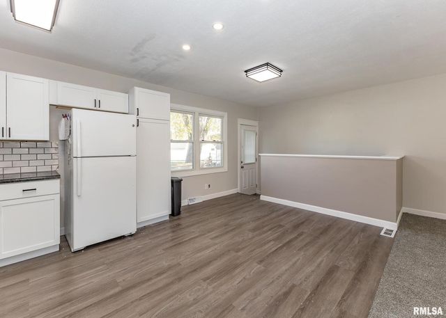 1430 4TH Street, Camanche, IA 52730