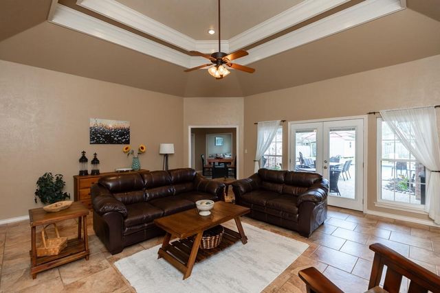 7615 Colonial Drive, Beaumont, TX 77707